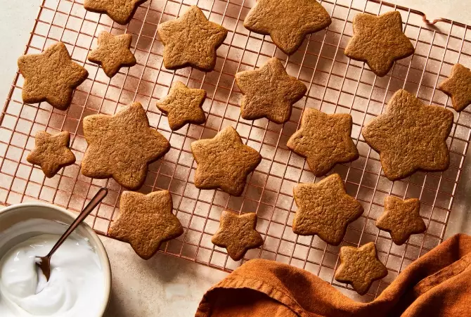 soft gingerbread cookies