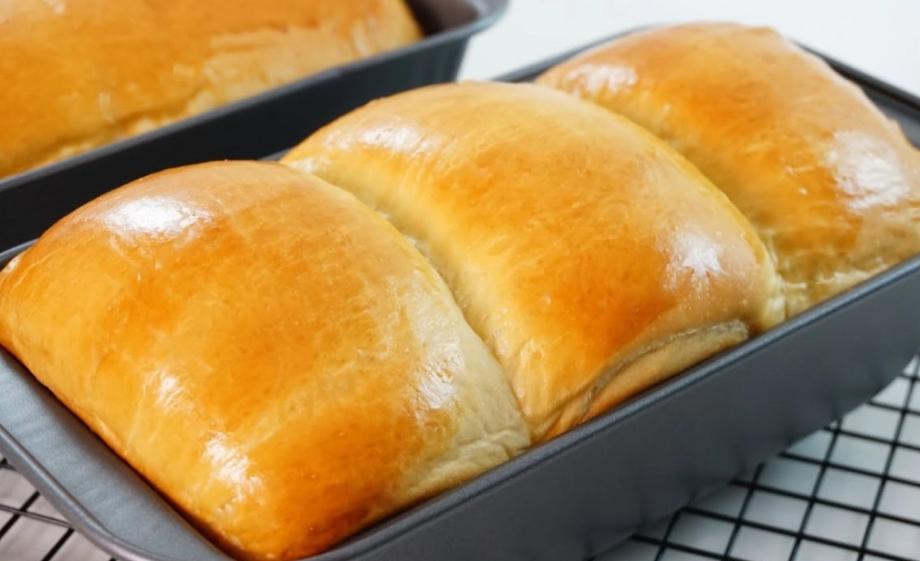 why is my bread hard