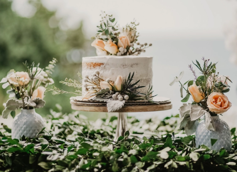 wedding cake tasting tips