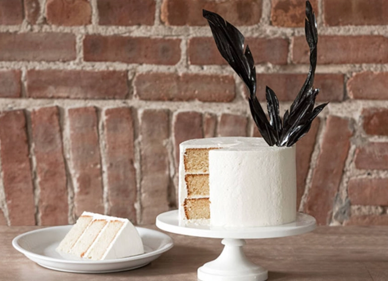 how to choose a wedding cake