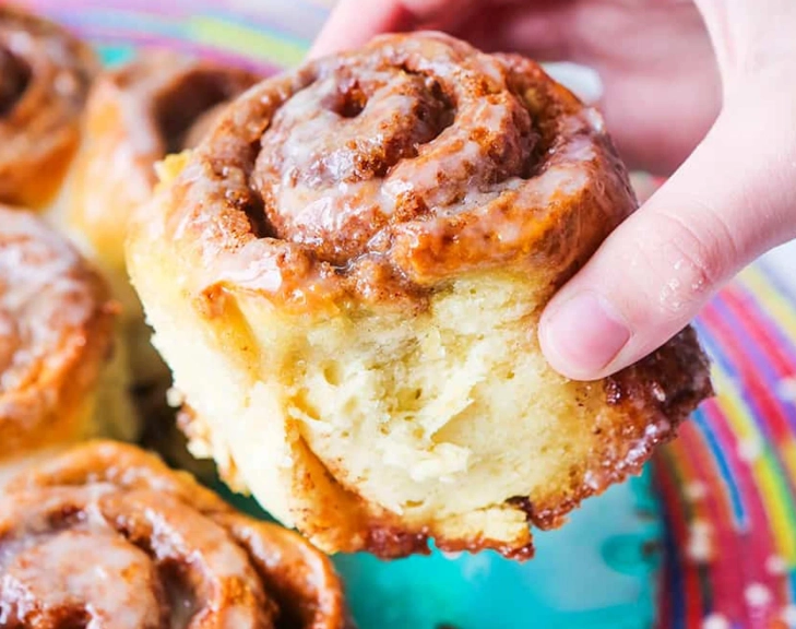 simple cinnamon rolls