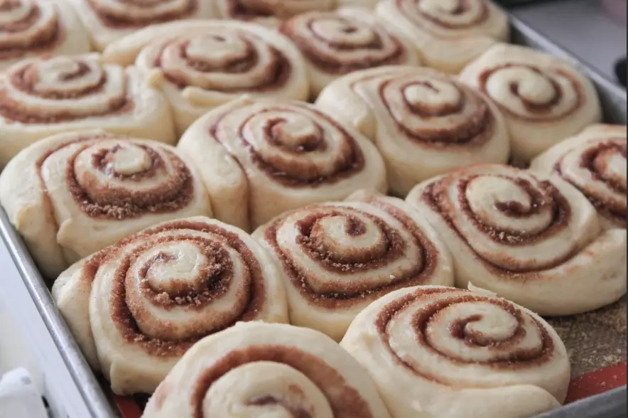 easy cinnamon roll recipe