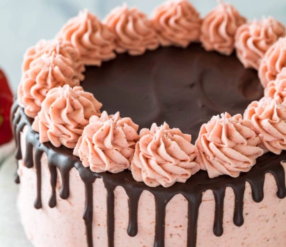 How to decorate a cake for beginners