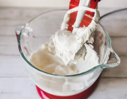 cake decorating medium