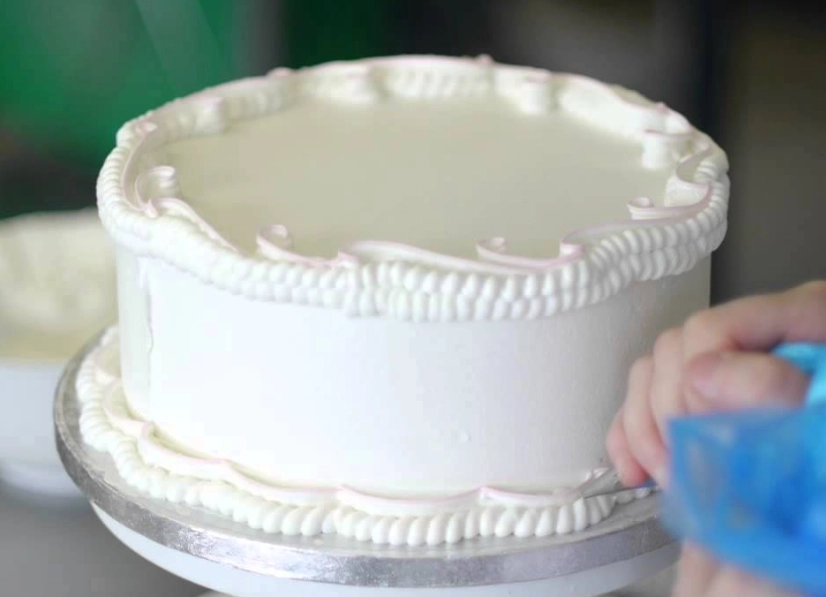 easy cake decorating