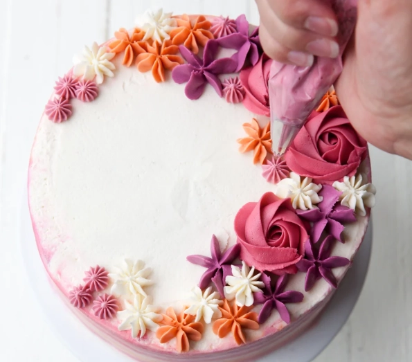 icing sugar cake decoration