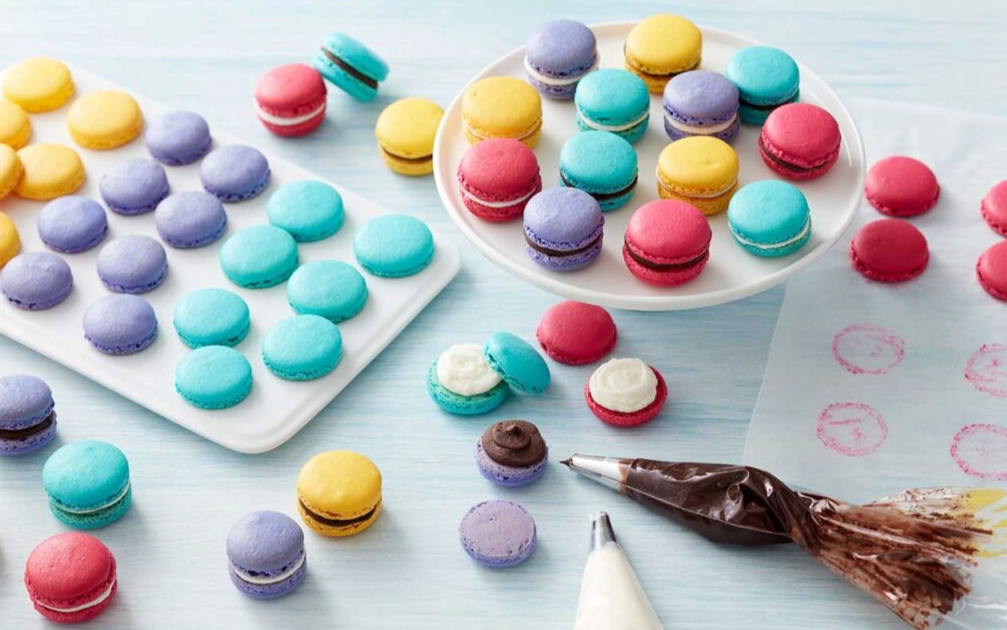 macaron baking techniques