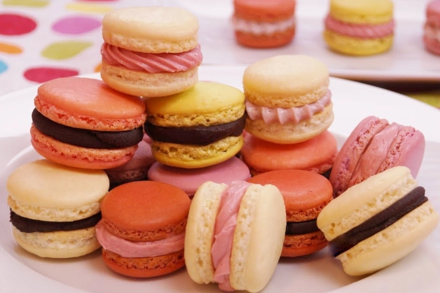 macaron baking difficulties