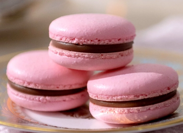 What ingredients do I need for macarons?