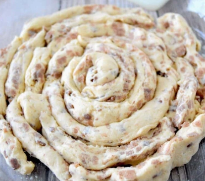 Giant fluffy cinnamon roll recipe
