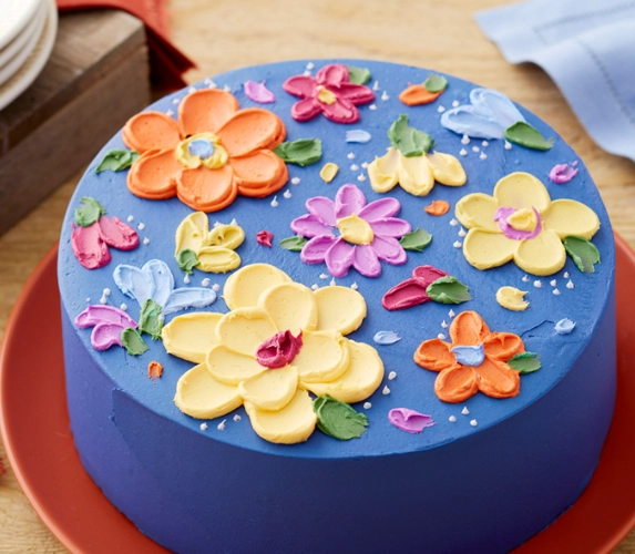 birthday cake decorating for adults