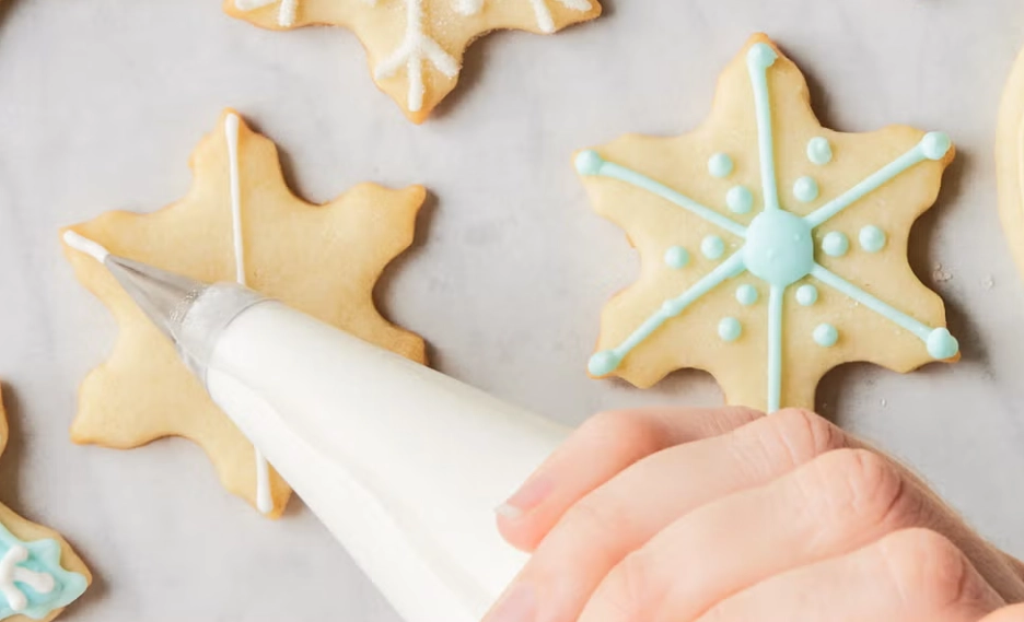 cookie decorating for beginners
