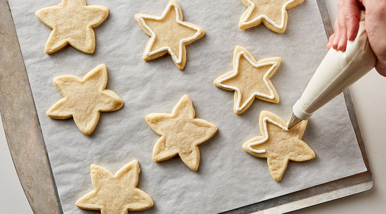 cookie decorating for beginners