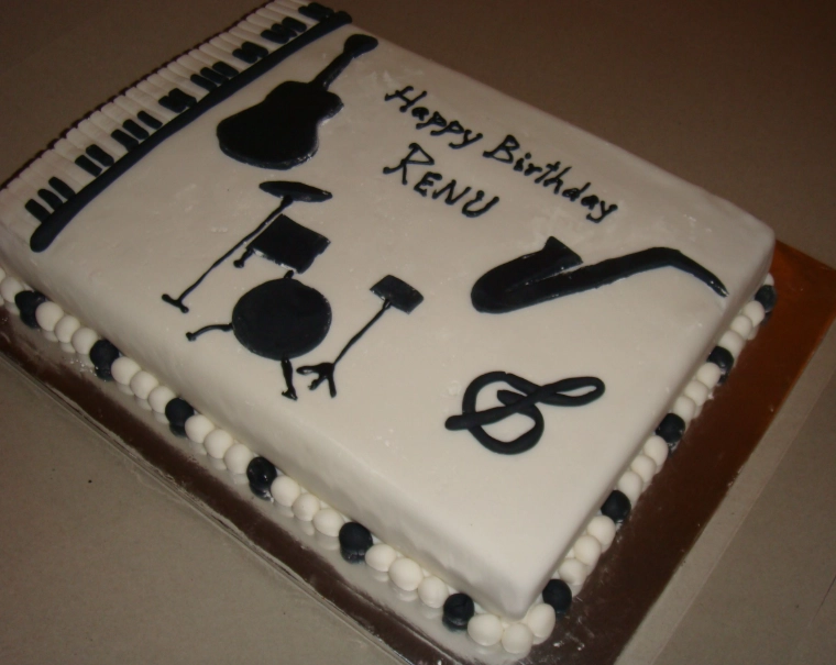 how to jazz up a birthday cake