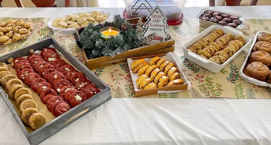 holiday cookie swap